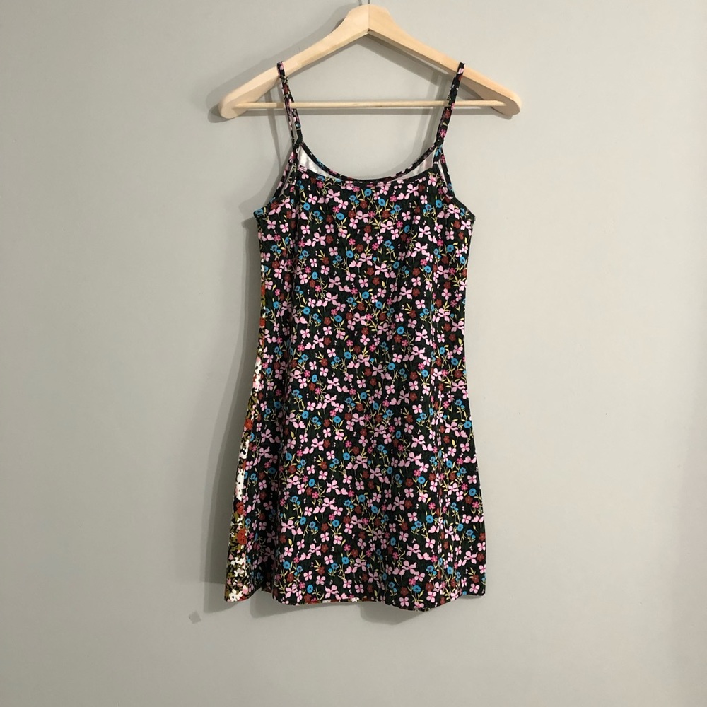 Nike Dual Ditsy Floral Bodycon Cami Dress Swoosh Logo Straps Dark Floral Size S - Picture 3 of 9